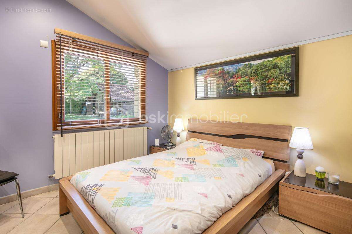 Maison à SAINT-ISMIER