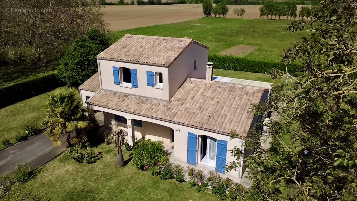 Maison à BENET