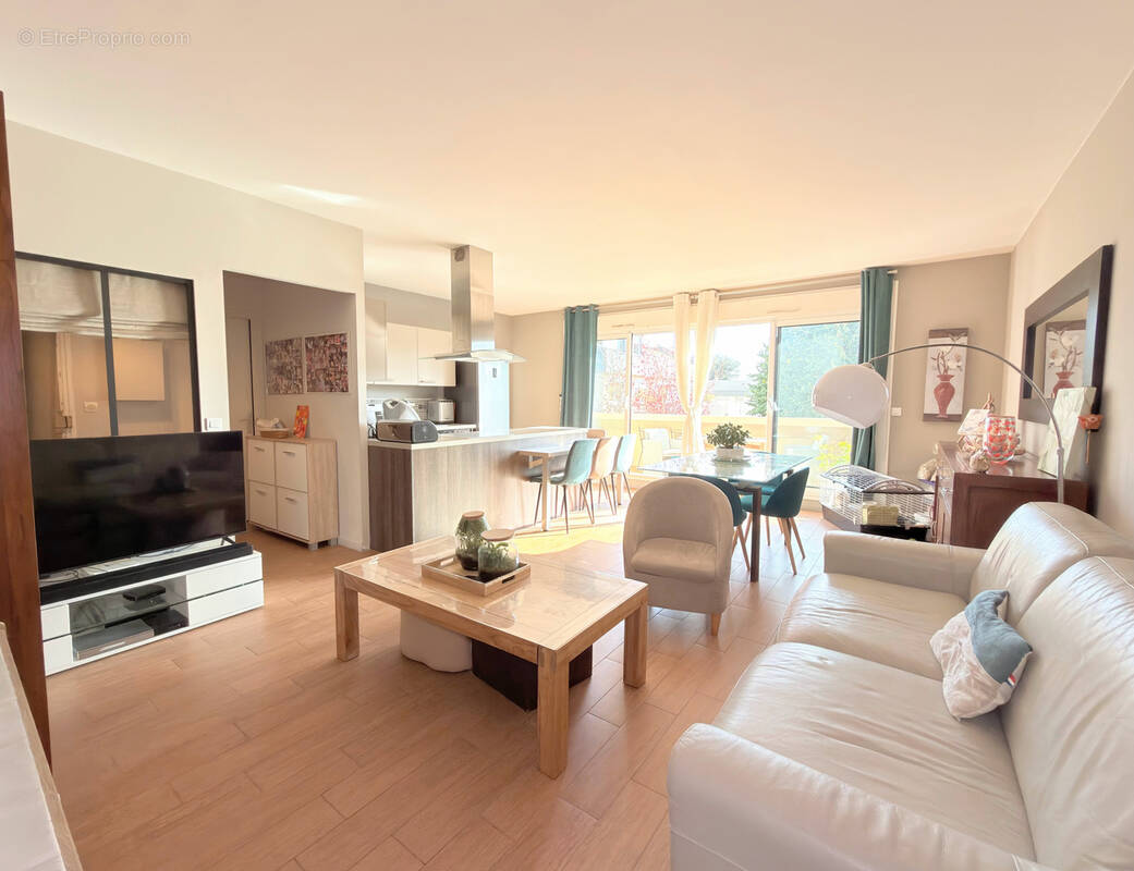 Appartement à RUEIL-MALMAISON