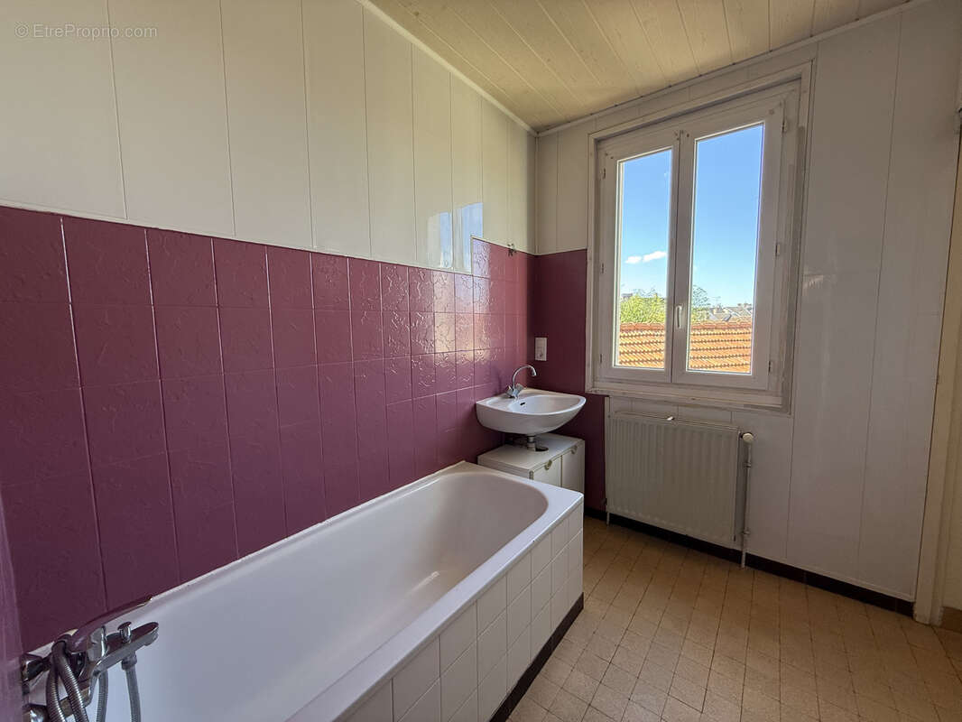 Maison à NEUNG-SUR-BEUVRON