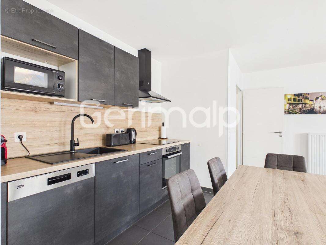 Appartement à SEYNOD