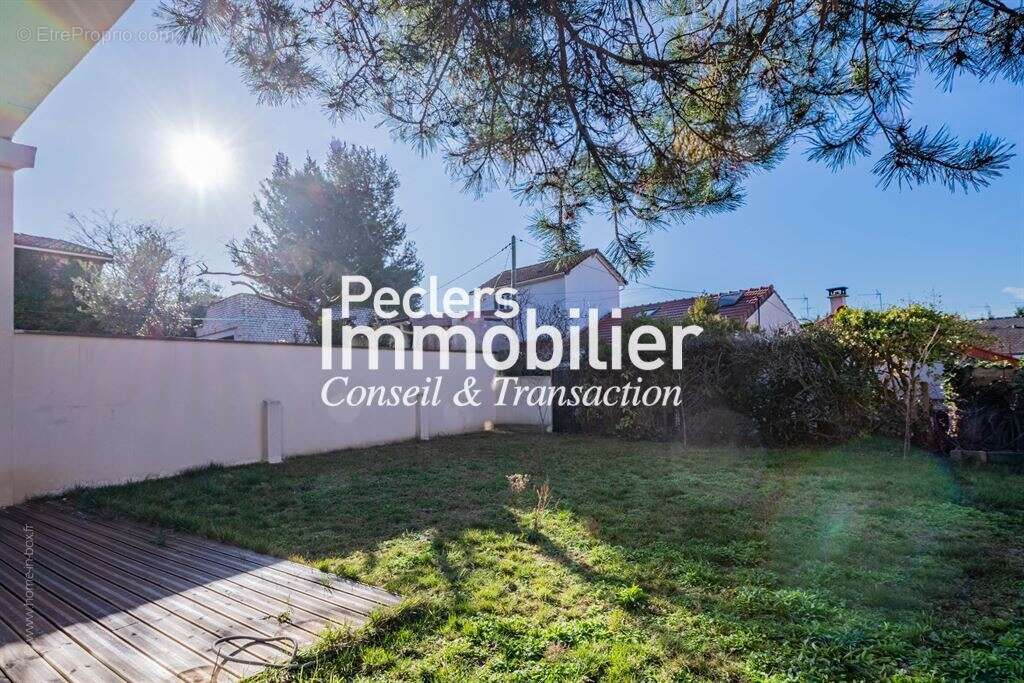 Maison à NANTERRE