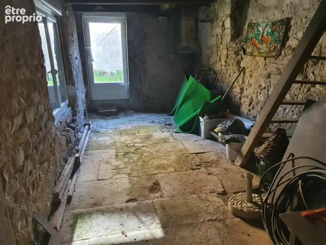 Dpt Vosges (88), à vendre RAMBERVILLERS immeuble T15 de 280 m2 à rénover en 5 ou 6 appartements avec cour - photo 56