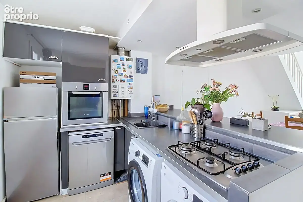 A vendre draguignan en exclusivite - appartement duplex - 4 chambres 128m2 dont 80m2 carrez avec cave et vue degagee - photo 4