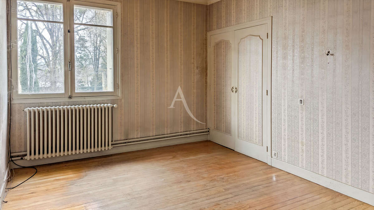 Maison à SAUVETERRE-LA-LEMANCE