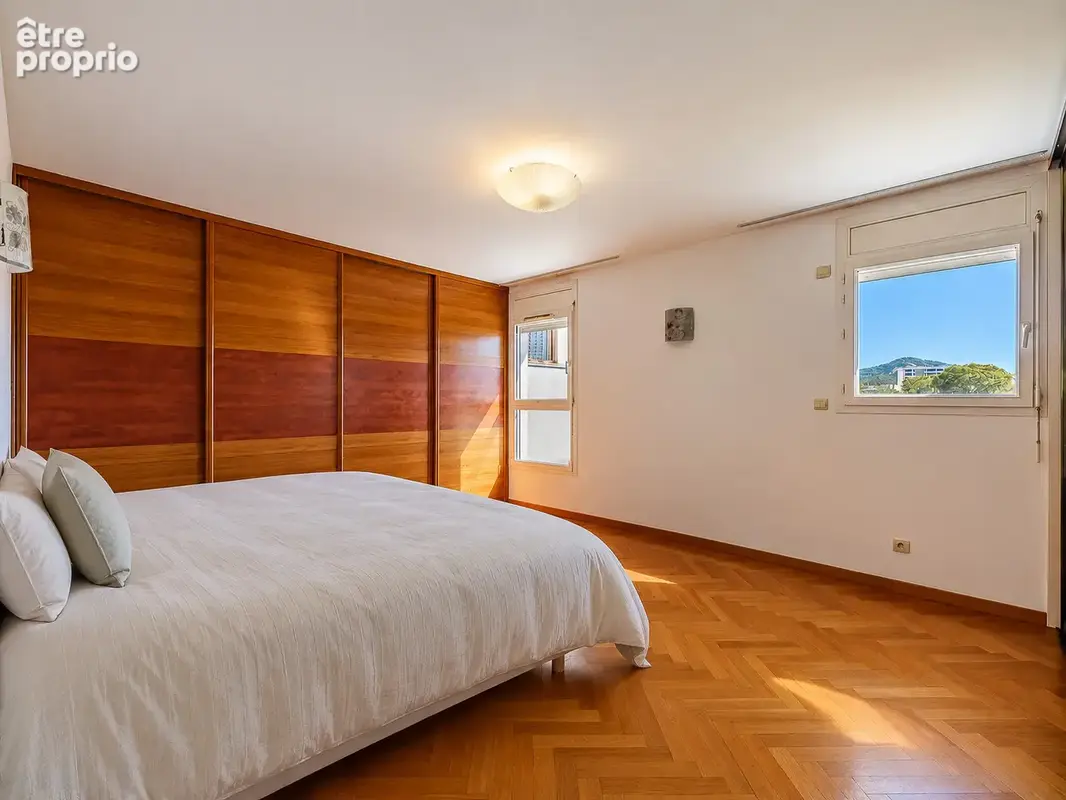 Sainte anne: dernier etage, t4 116m2 avec terrasse plein ciel de 102m2 avec vue mer et garages (prix en sus) - photo 11