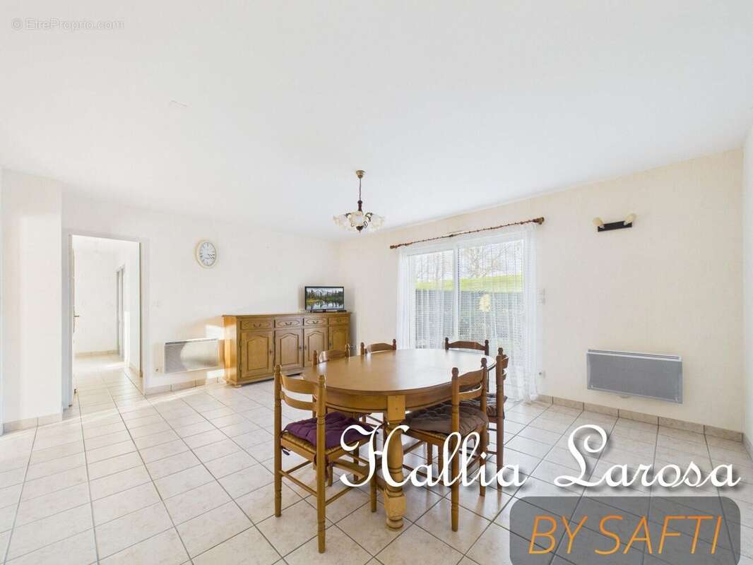 Photo 2 - Maison à LATHUS-SAINT-REMY