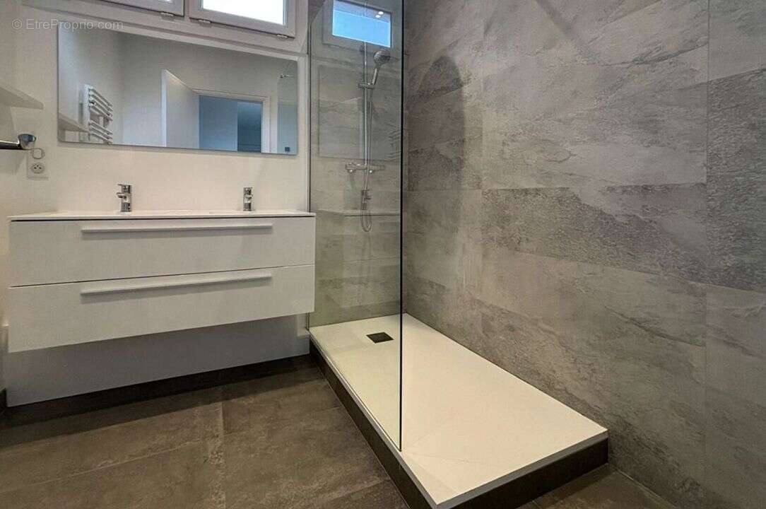 Appartement à NOISY-LE-ROI