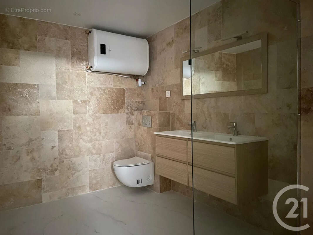 Appartement à VALBONNE