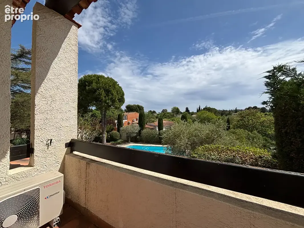 Allauch - Les Aubagnens: Villa de charme T6 d'environ 121m2 avec terrain plat de 1550m2 et piscine - photo 15