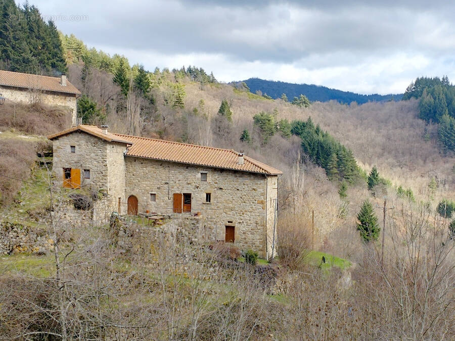 Maison à LE CHEYLARD