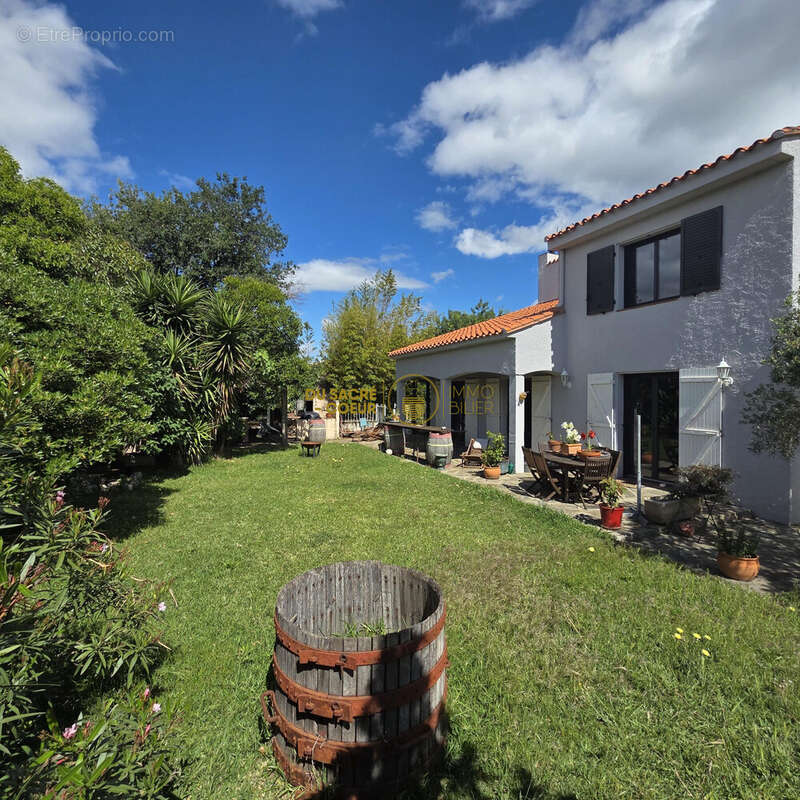 Maison 164 m² à Toulouges  - photo 7