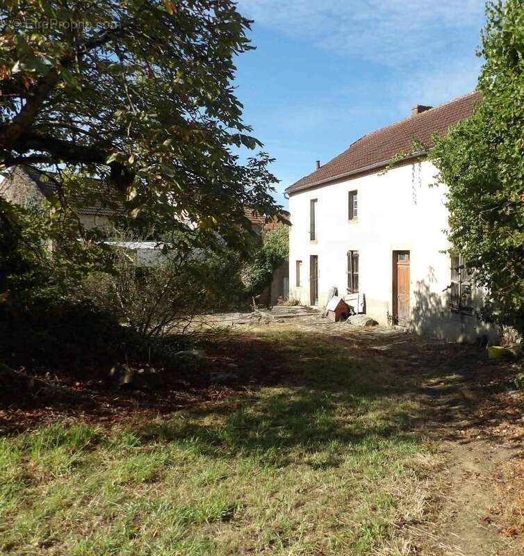 Maison à SAINTE-THERENCE