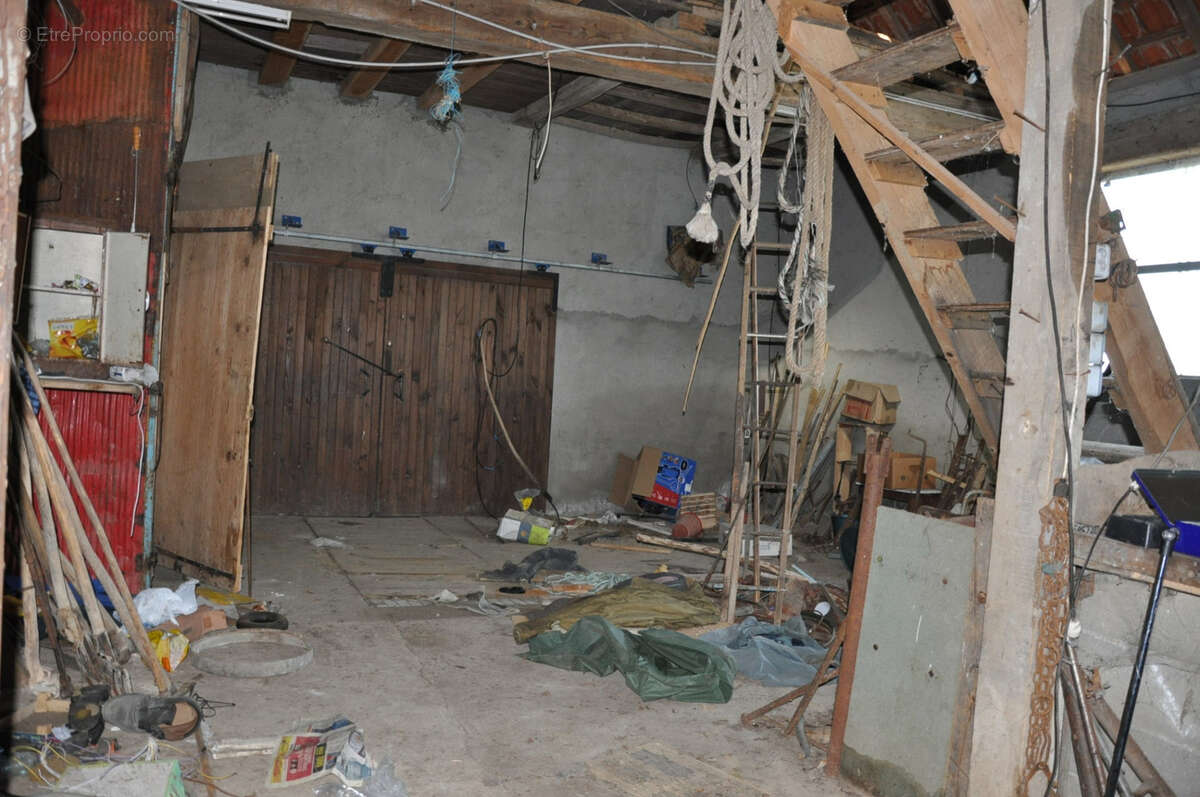 Jolie longère à la campagne, avec 6 chambres et 5610 m2 de terrain - photo 21