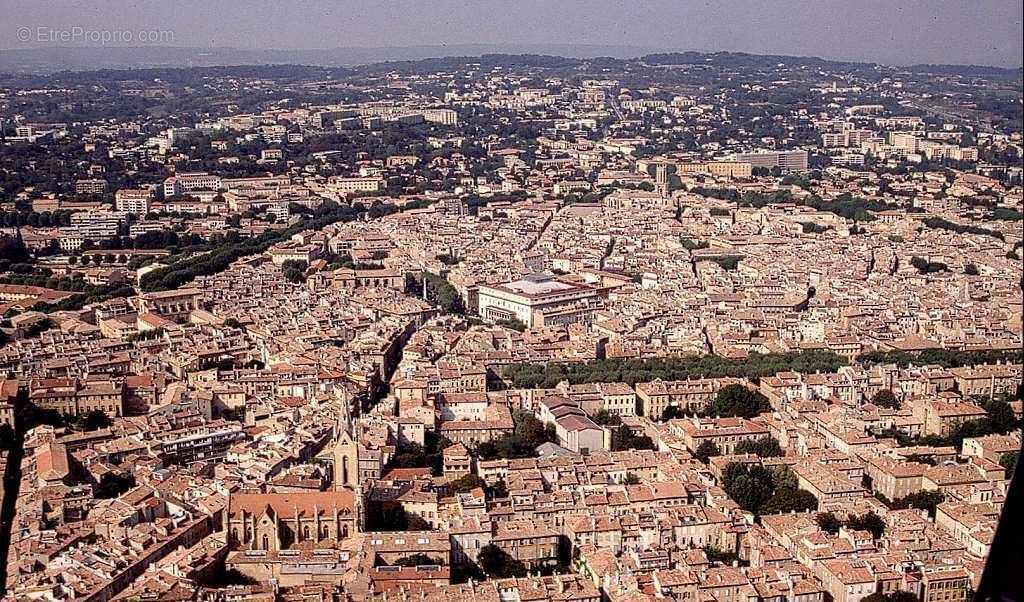 Appartement à AIX-EN-PROVENCE