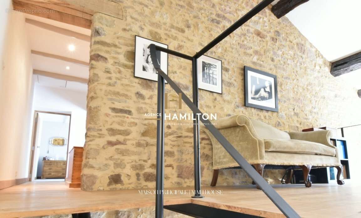 Maison à CORDES-SUR-CIEL