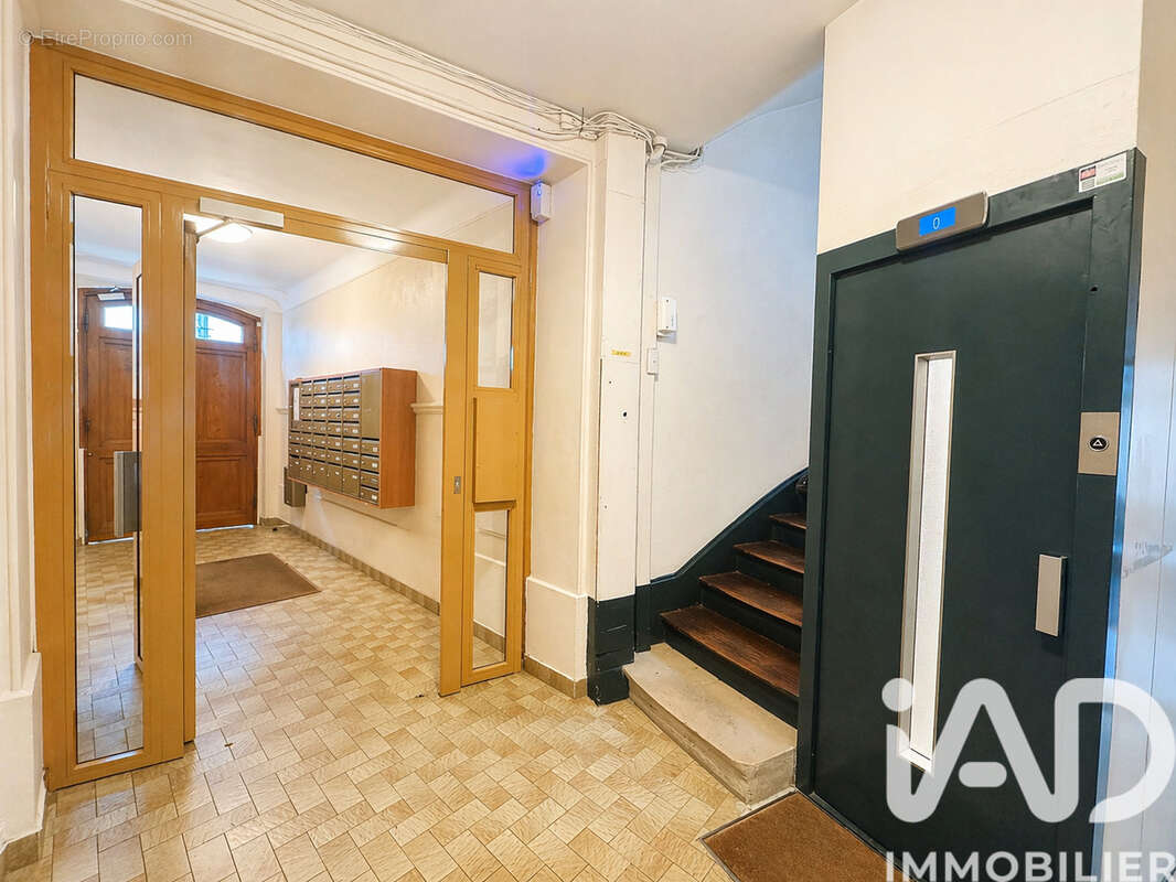 Photo 9 - Appartement à PARIS-15E