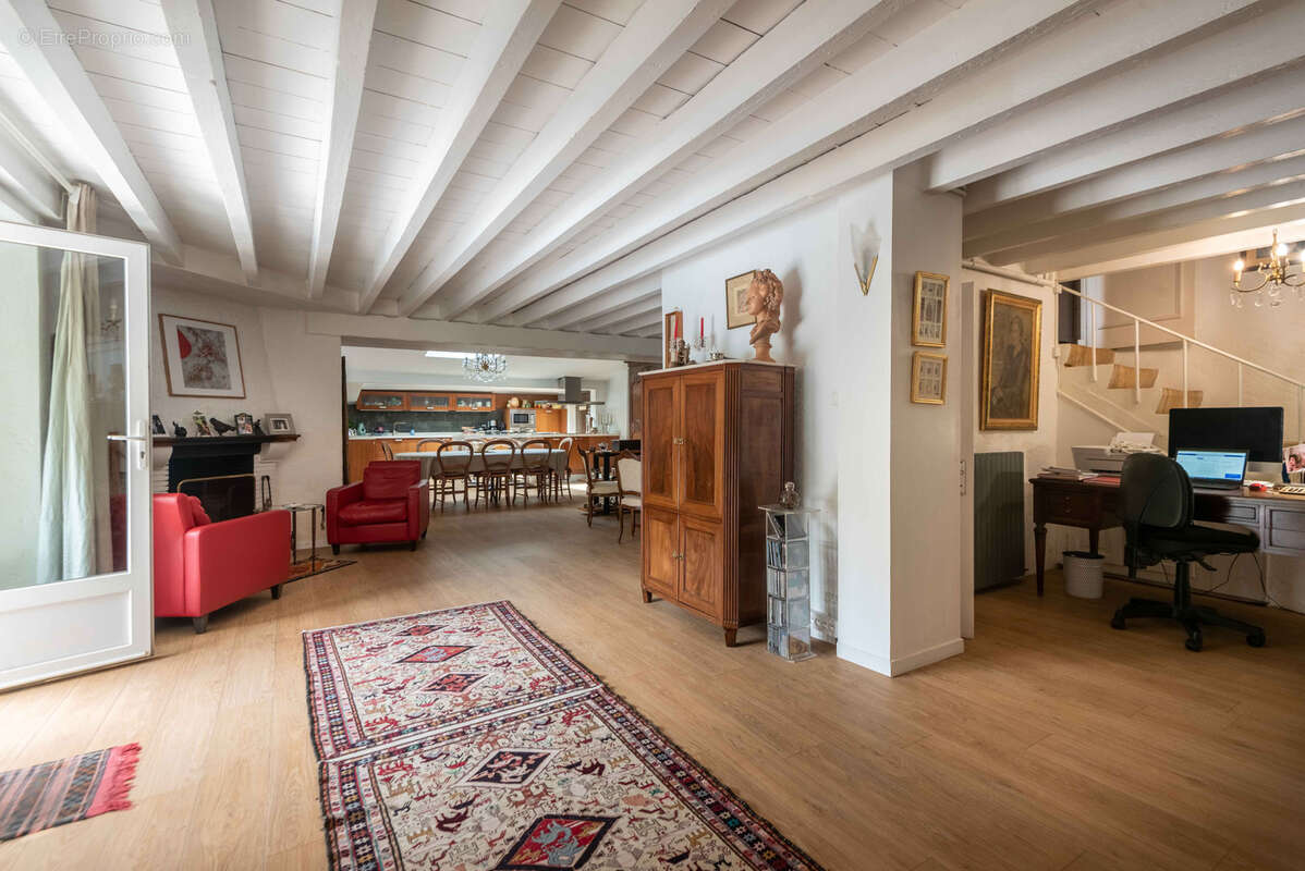 Maison à LATRESNE