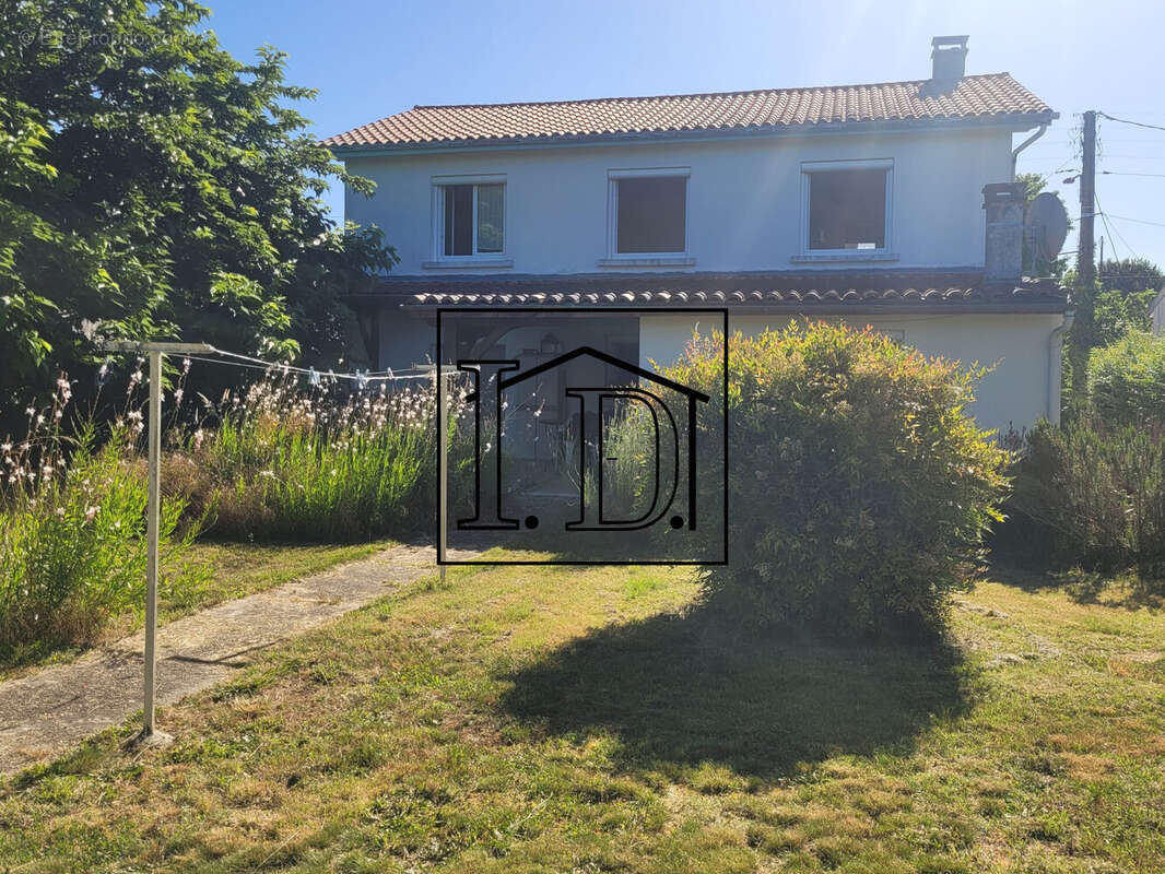 vue arrière - Maison à BERGERAC