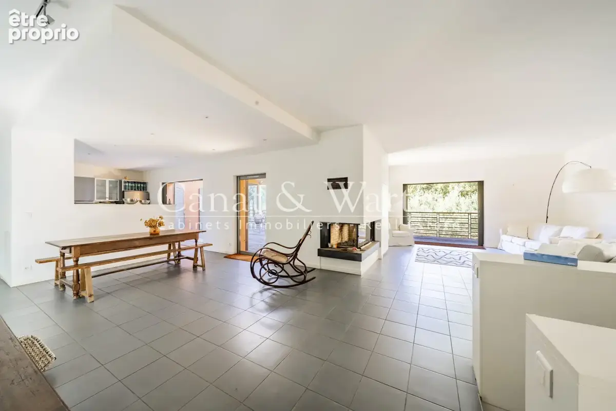 Proche du centre et plage: villa d'architecte avec vue mer & piscine - photo 3