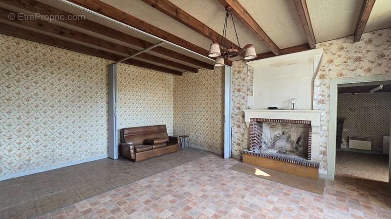 Maison à MATHA