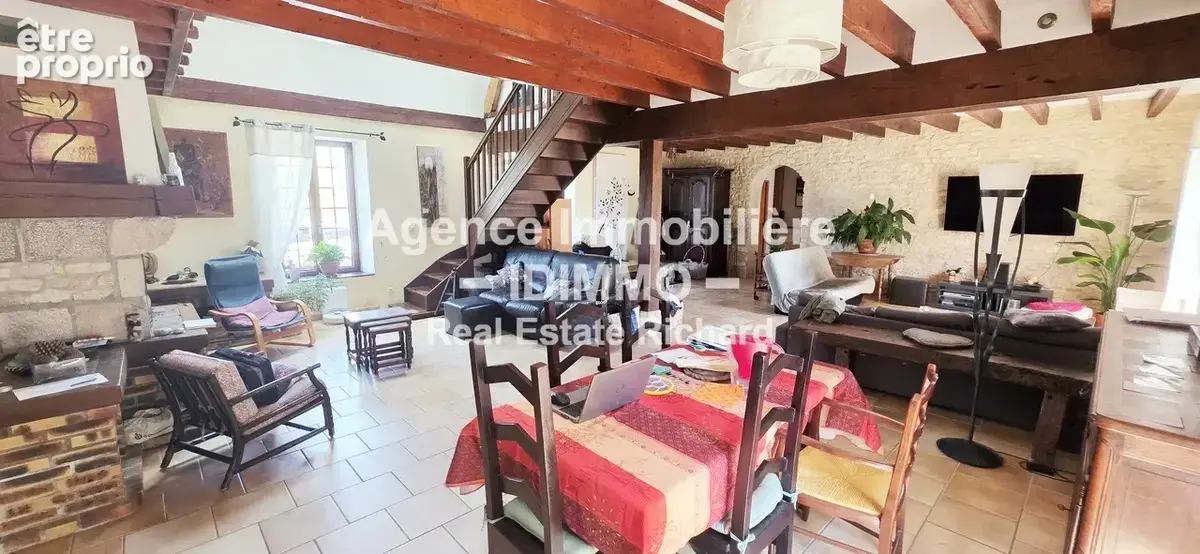 A VENDRE grand Corps de Ferme au Calme Absolu - CORBEILLES EN GATINAIS 45490 - photo 9