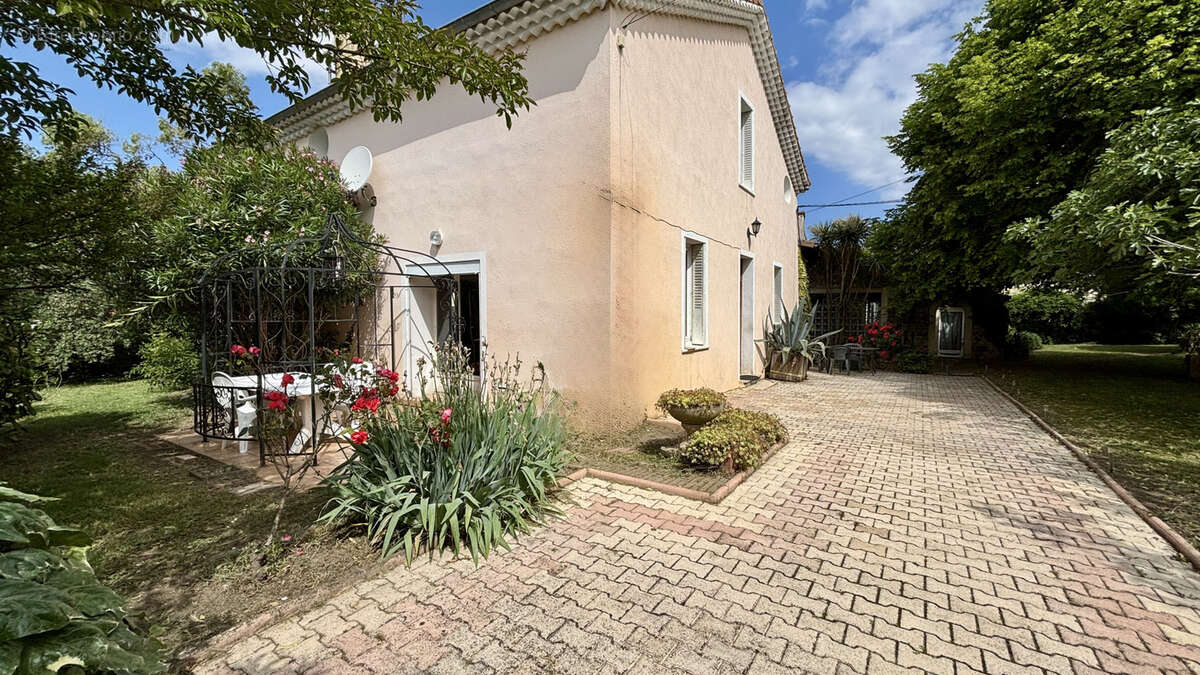 Maison à LORIOL-SUR-DROME