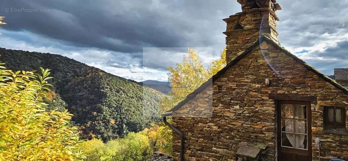 Maison à SAINT-ANDRE-DE-LANCIZE