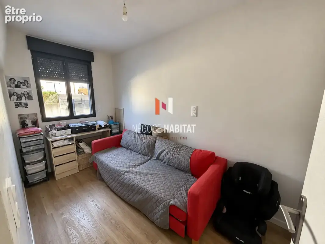 BOISSERON   Maison récente de  110 m2 avec jardin , 3 chambres et bureau - photo 11