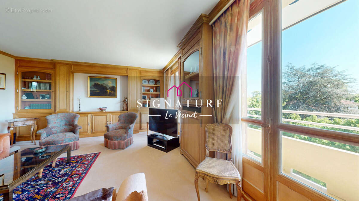 Appartement à LE VESINET