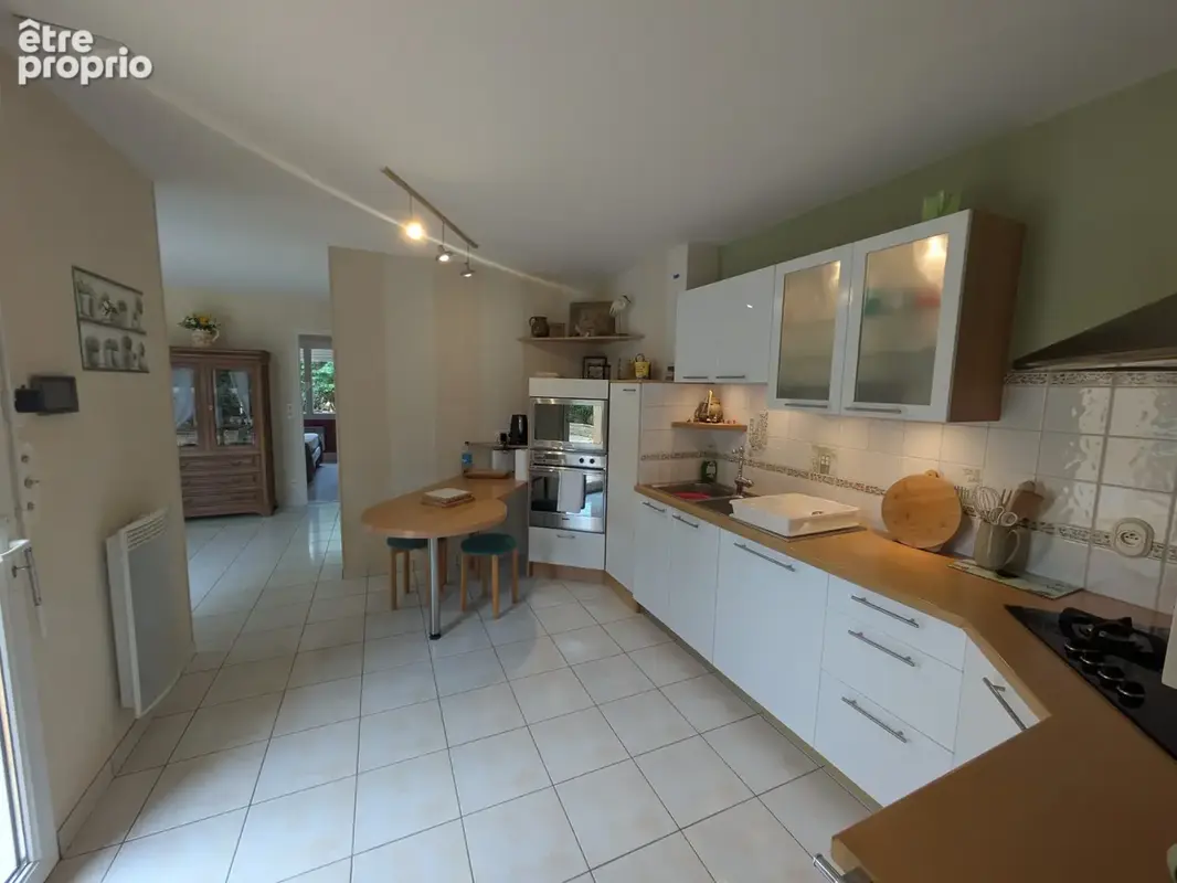 Maison avec vie de plain pied et piscine - photo 23