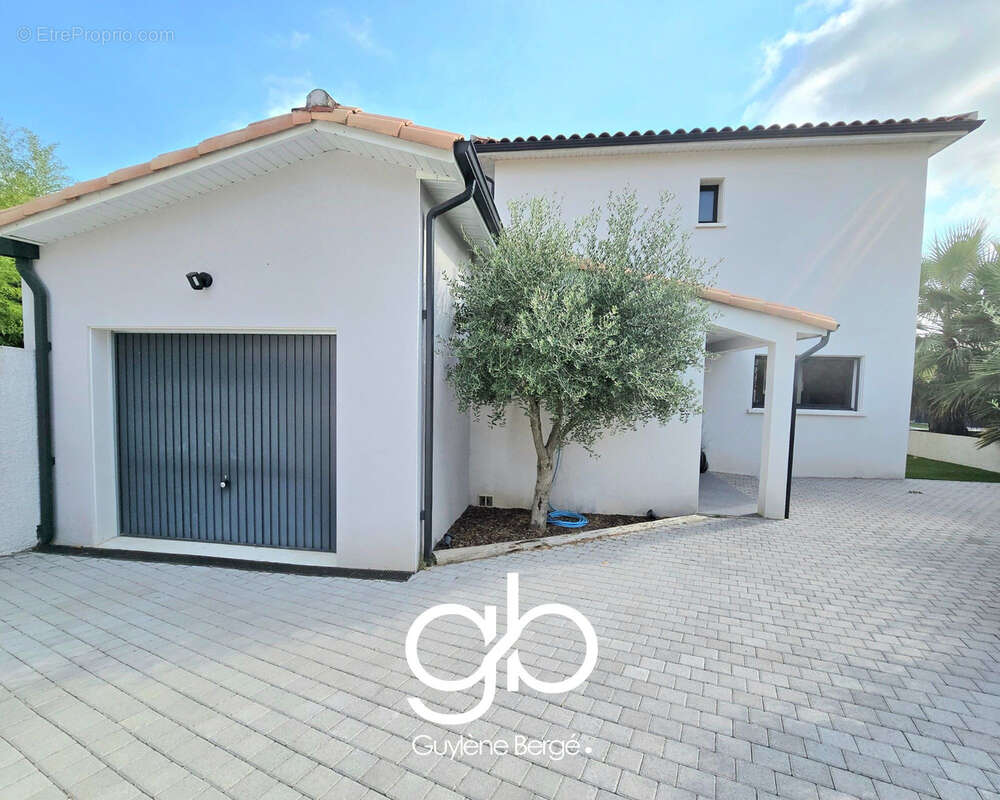 Maison à SAINT-DREZERY