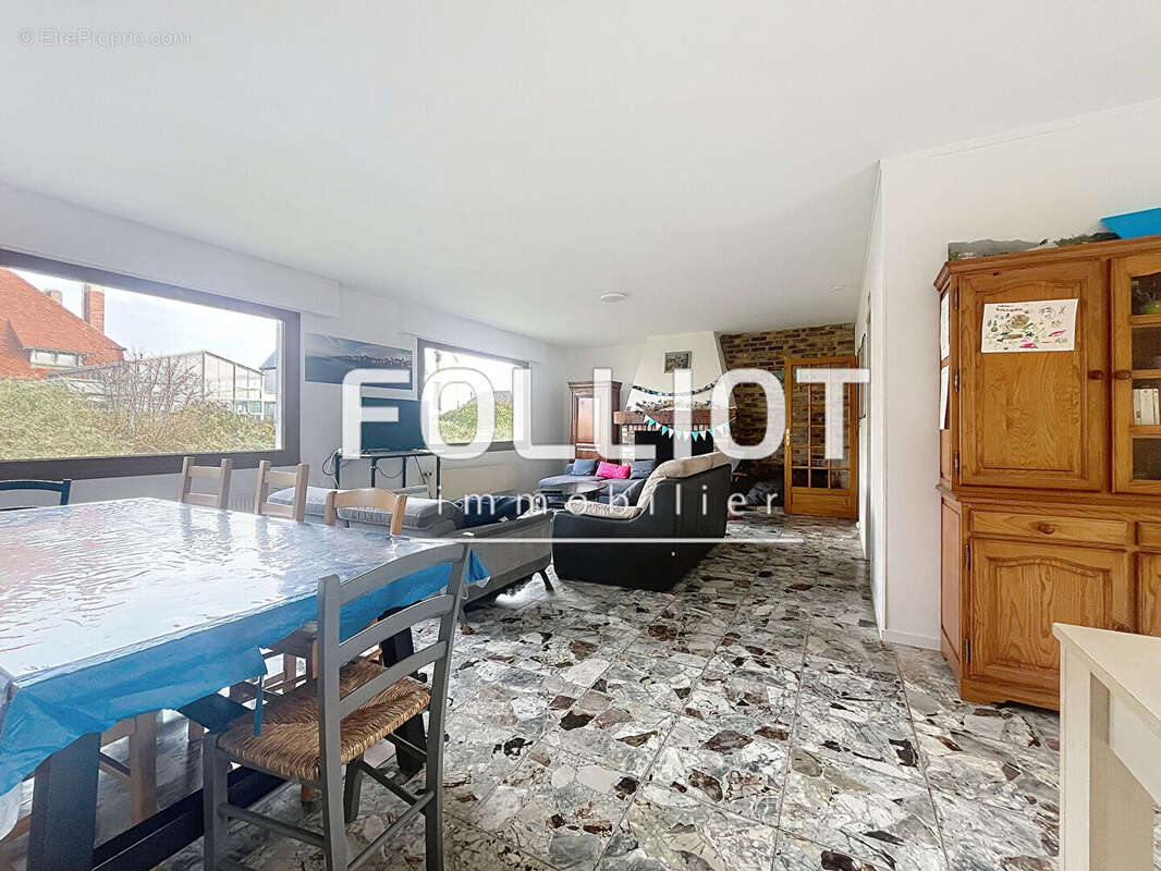 Maison à HERMANVILLE-SUR-MER