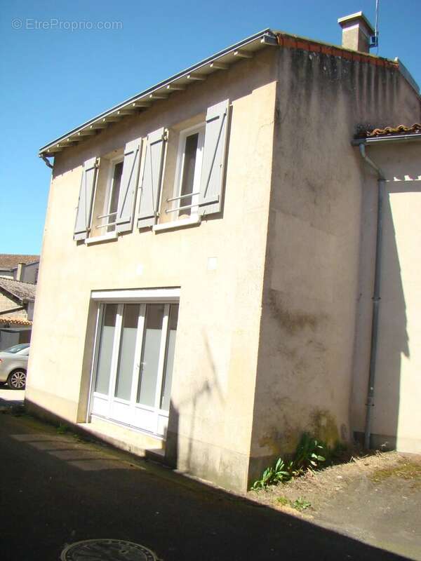Appartement à GENCAY