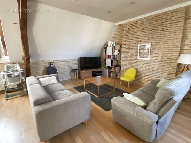 Appartement à MOULINS