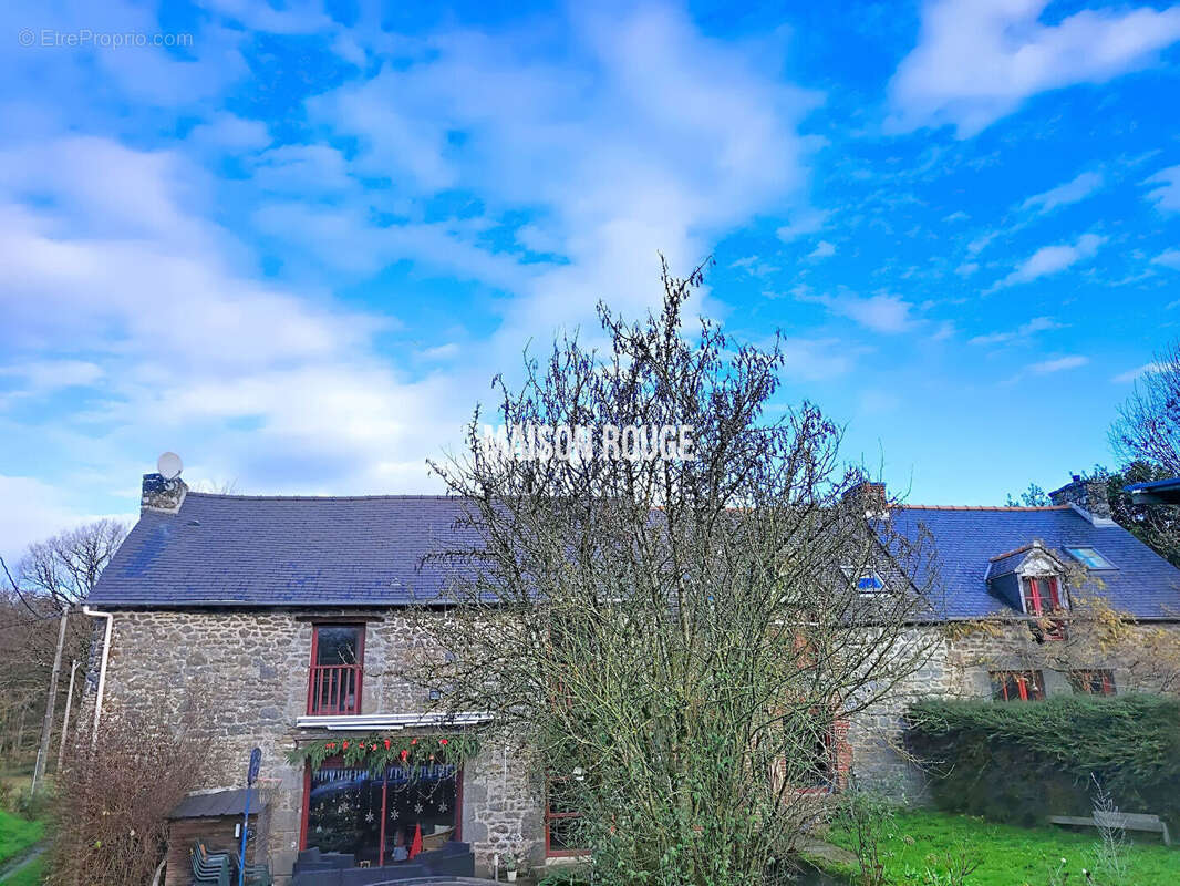 Maison à SAINT-PIERRE-DE-PLESGUEN