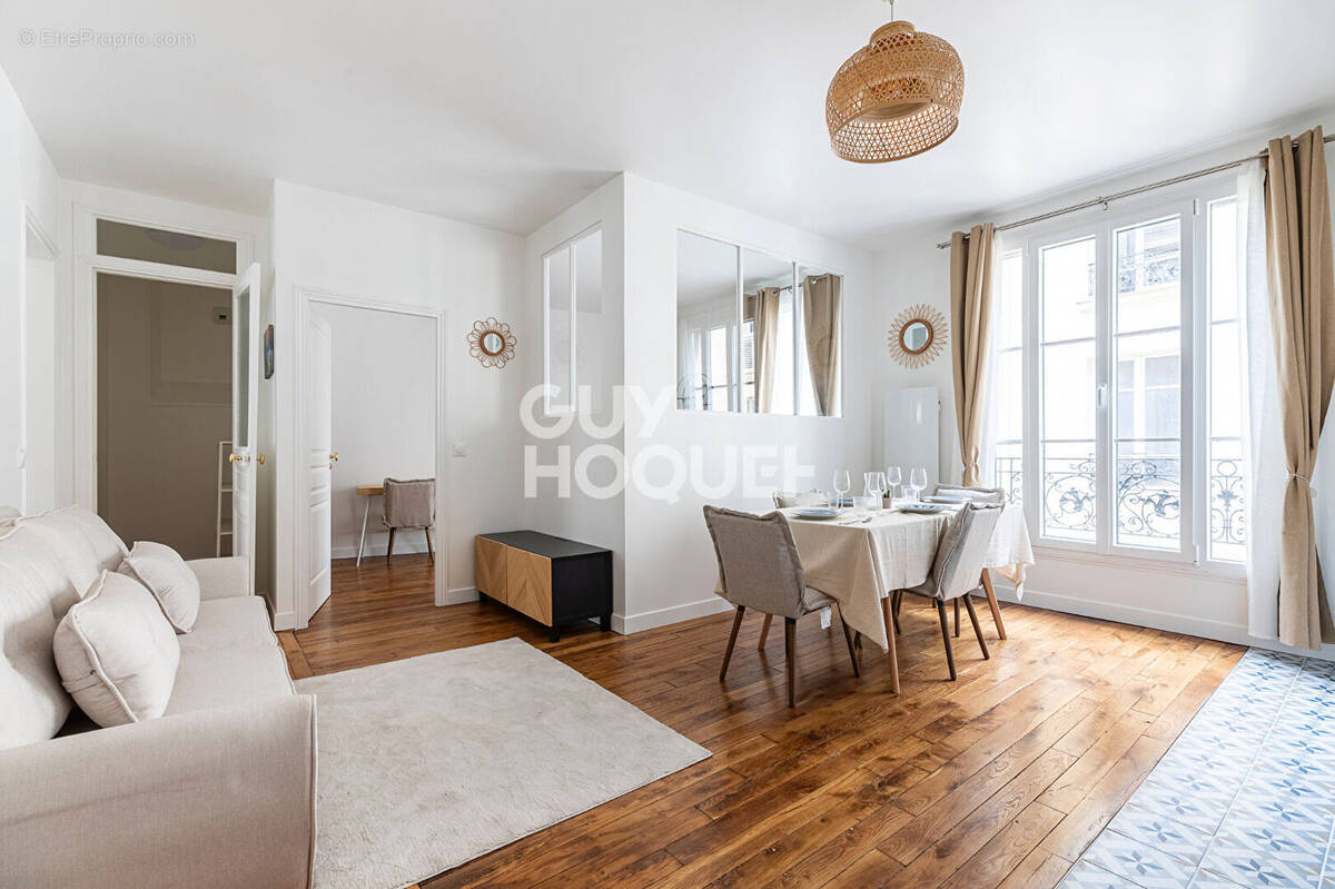 Appartement à PARIS-15E