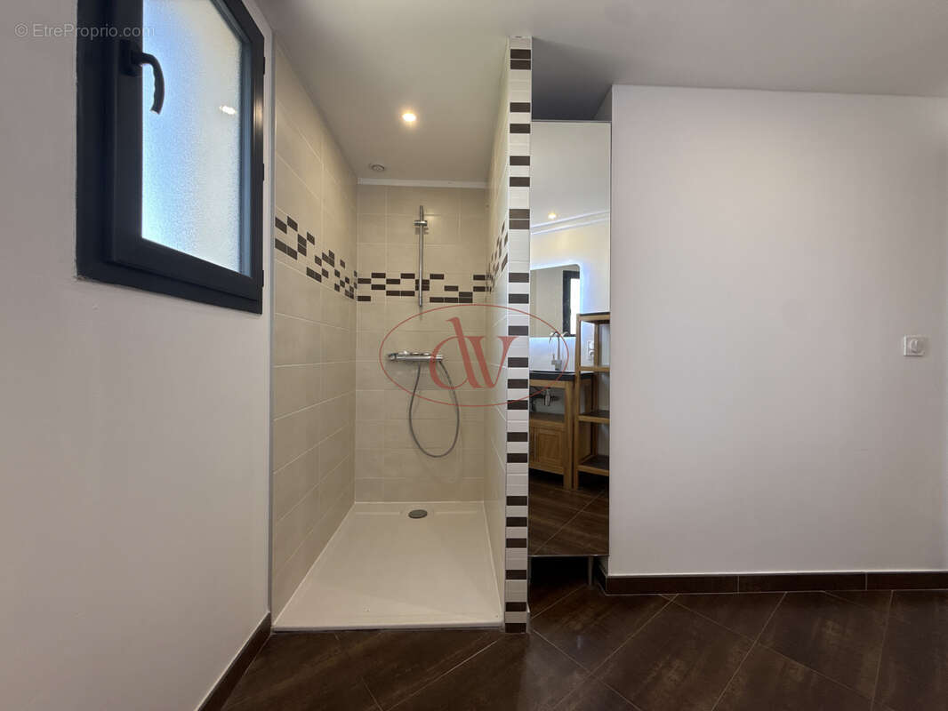 Appartement à BAGES