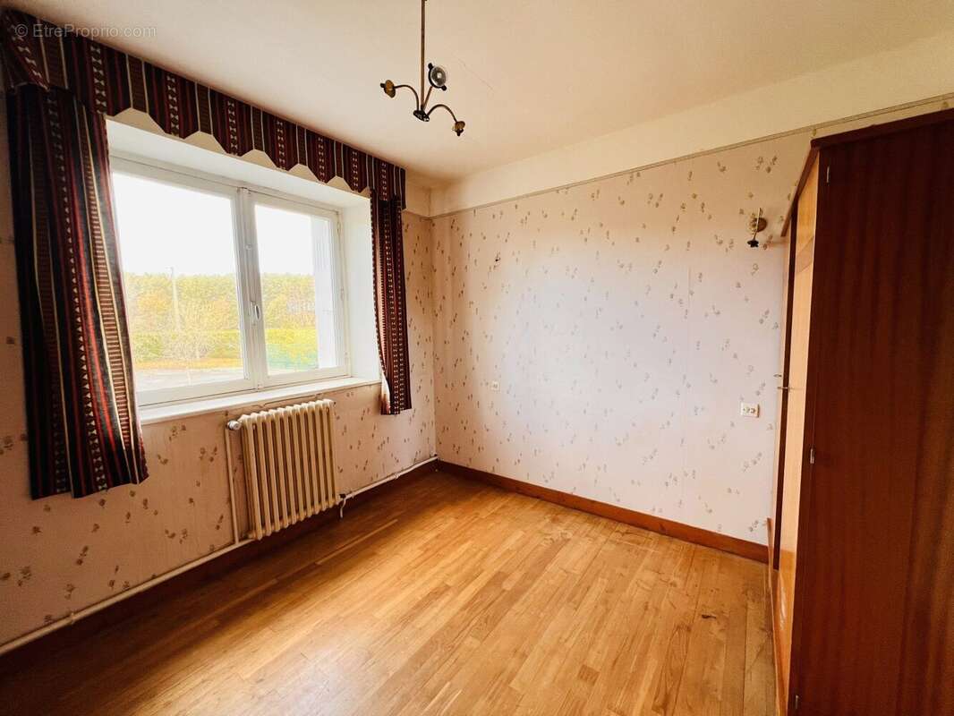 Maison à ROZ-LANDRIEUX