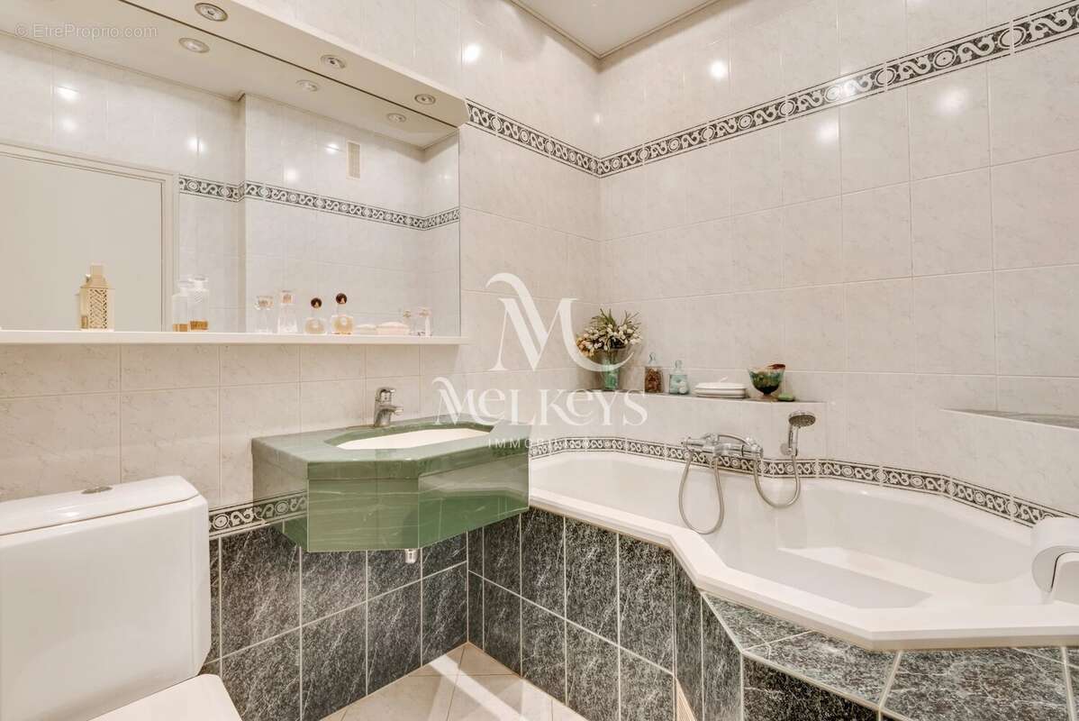 Appartement à BOULOGNE-BILLANCOURT