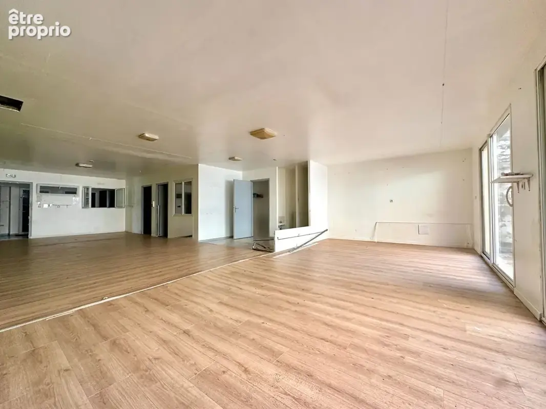 Commerce 200 m² à Armentieres  - photo 2