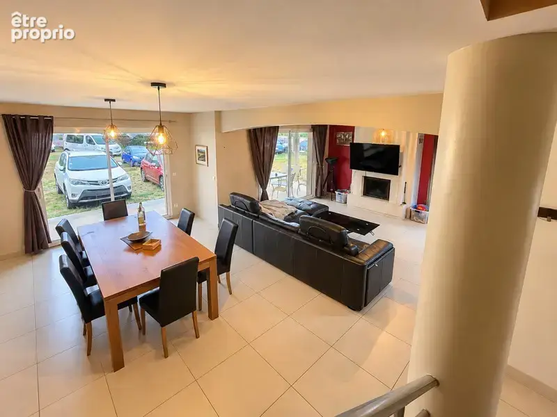 Maison de 5 pièces principales - photo 3