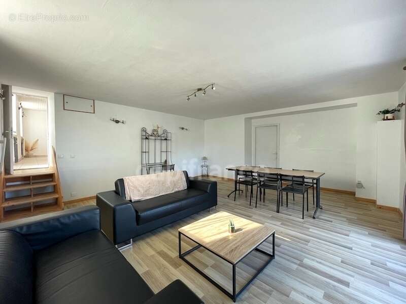 Maison à GRAND-CHAMP