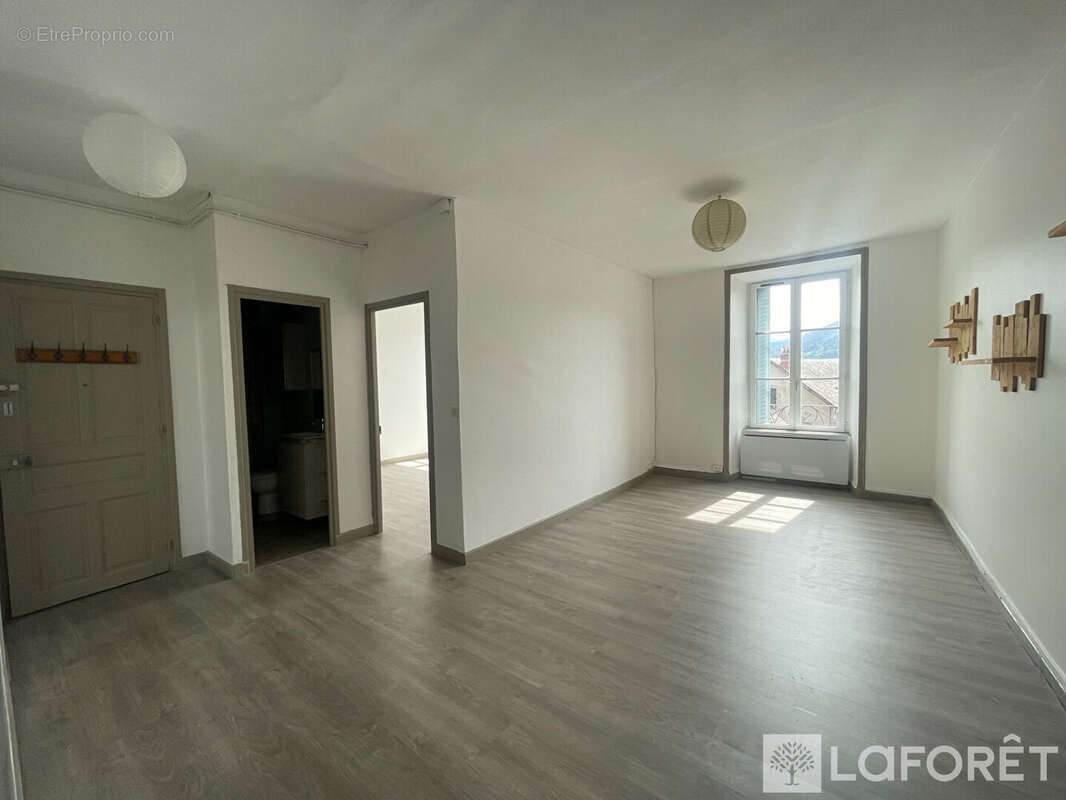 Appartement à MURAT