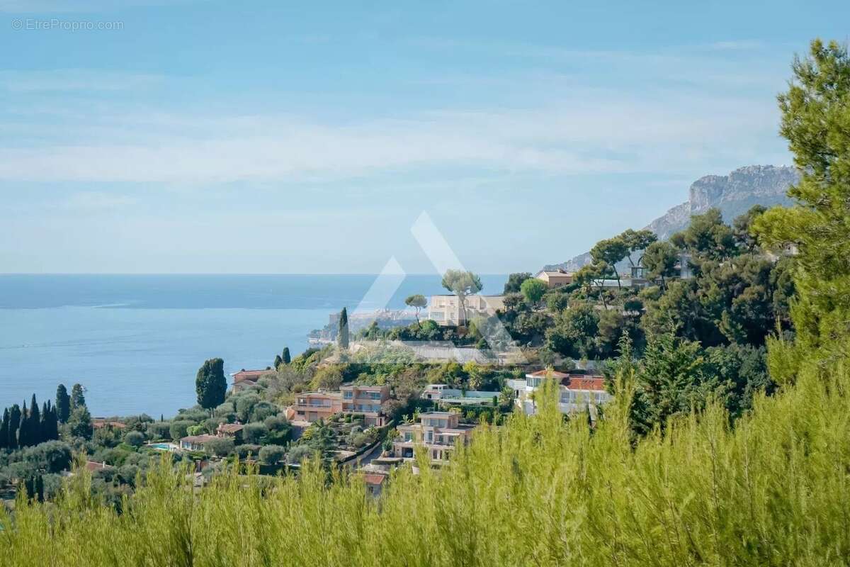 Maison à ROQUEBRUNE-CAP-MARTIN