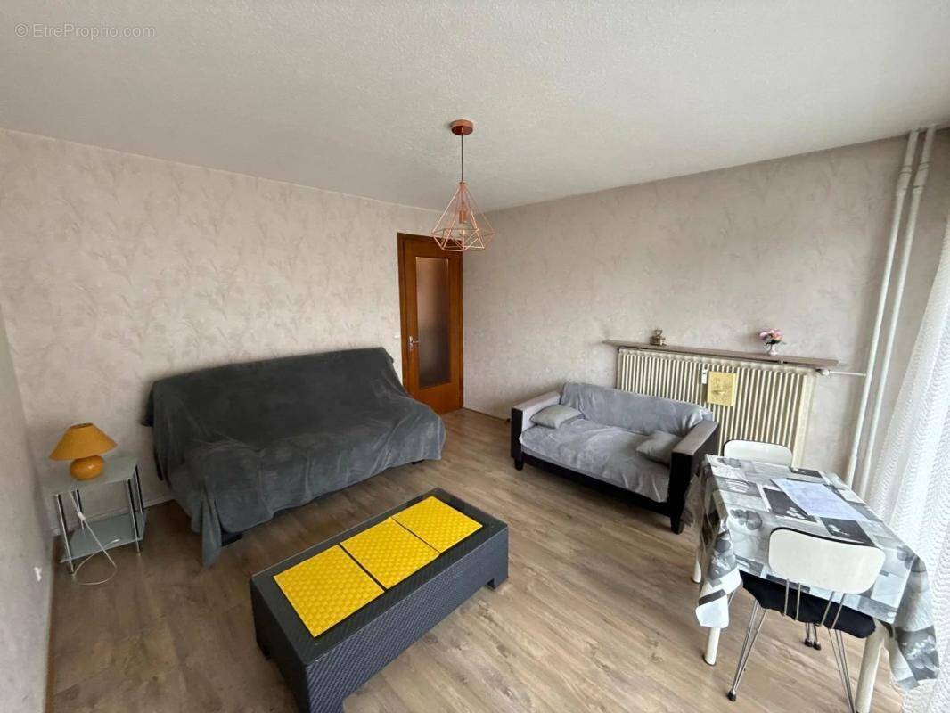 Appartement à AIX-LES-BAINS