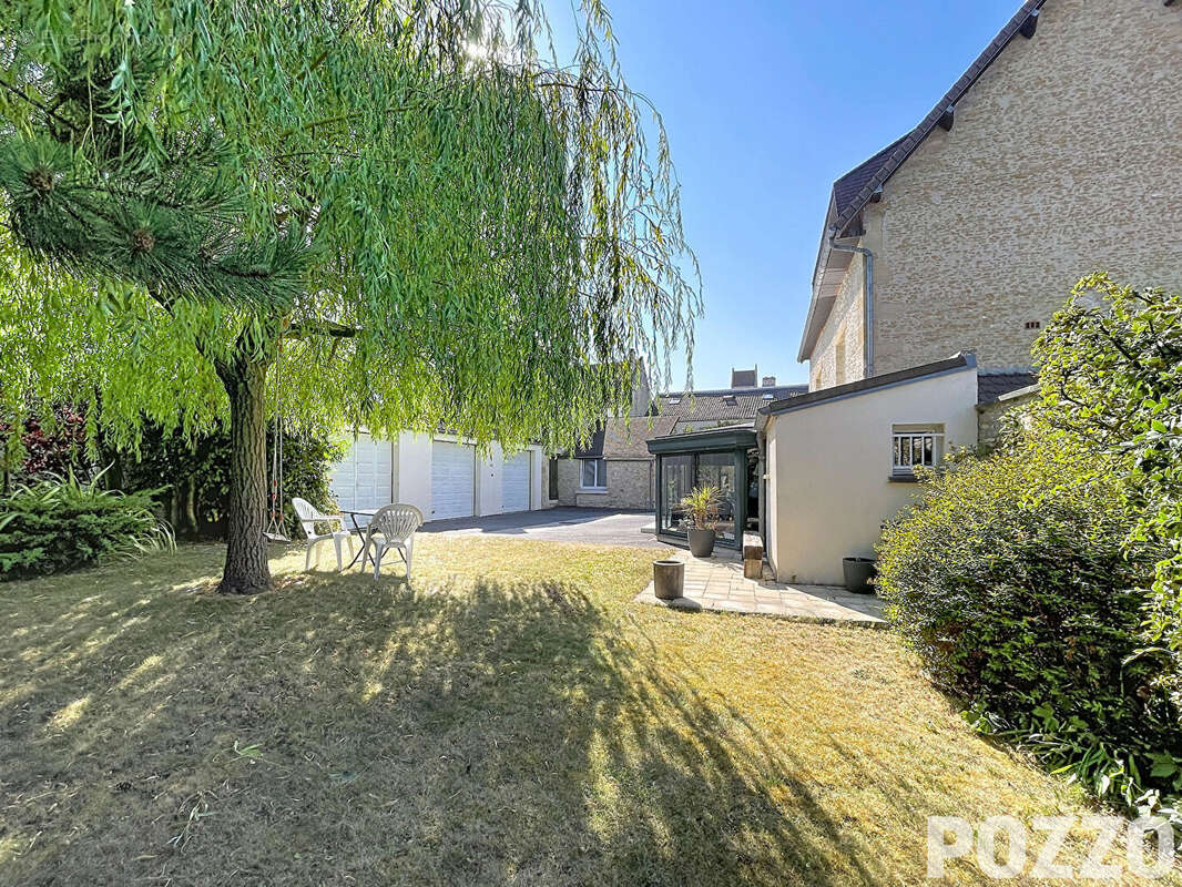 Maison à BENOUVILLE