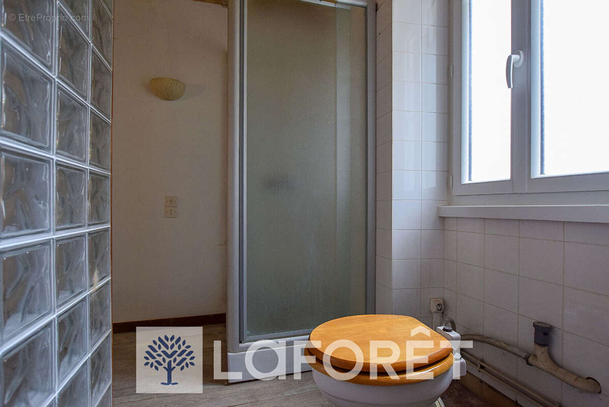 Maison à CHAMPAGNOLLES