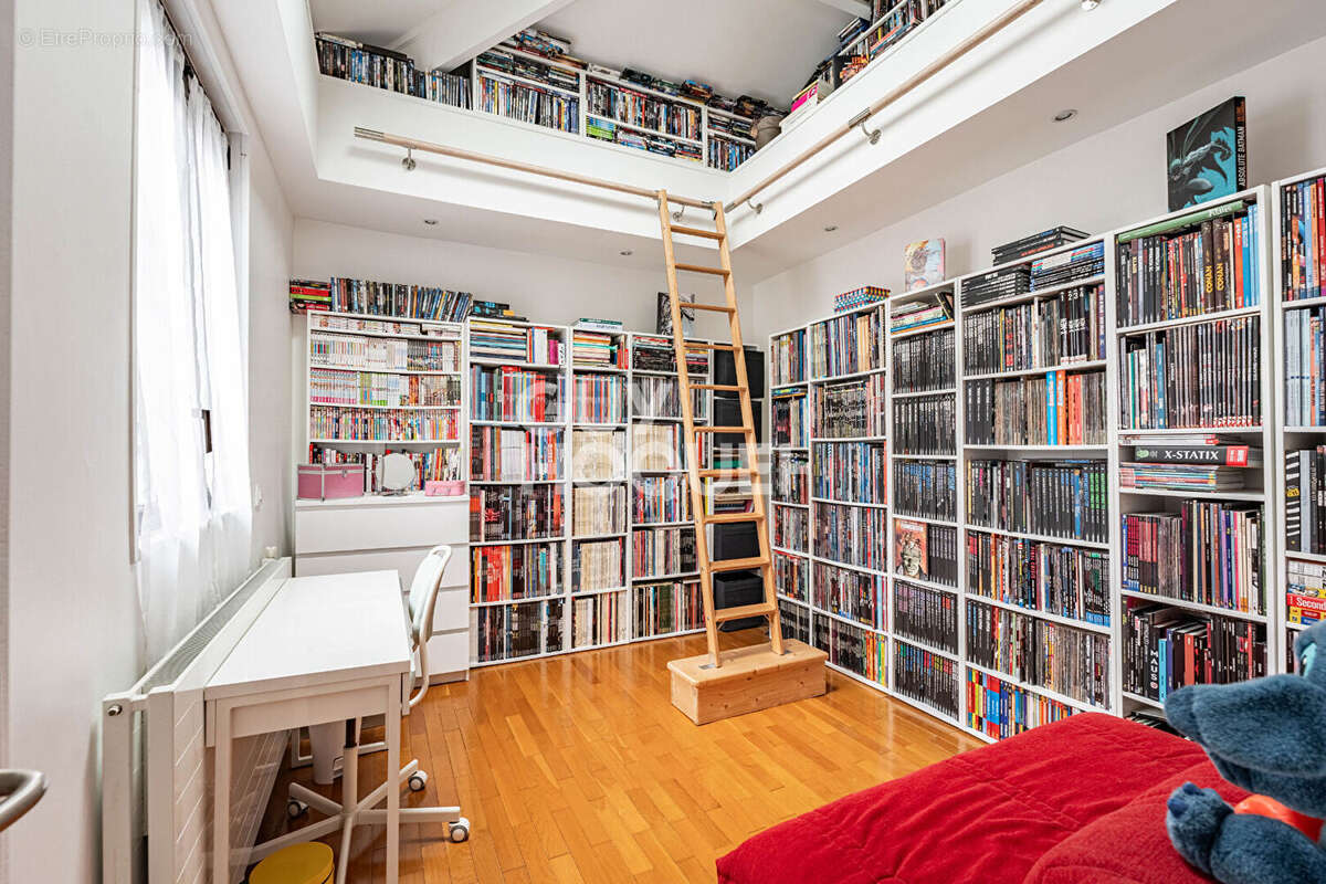 Maison à ASNIERES-SUR-SEINE