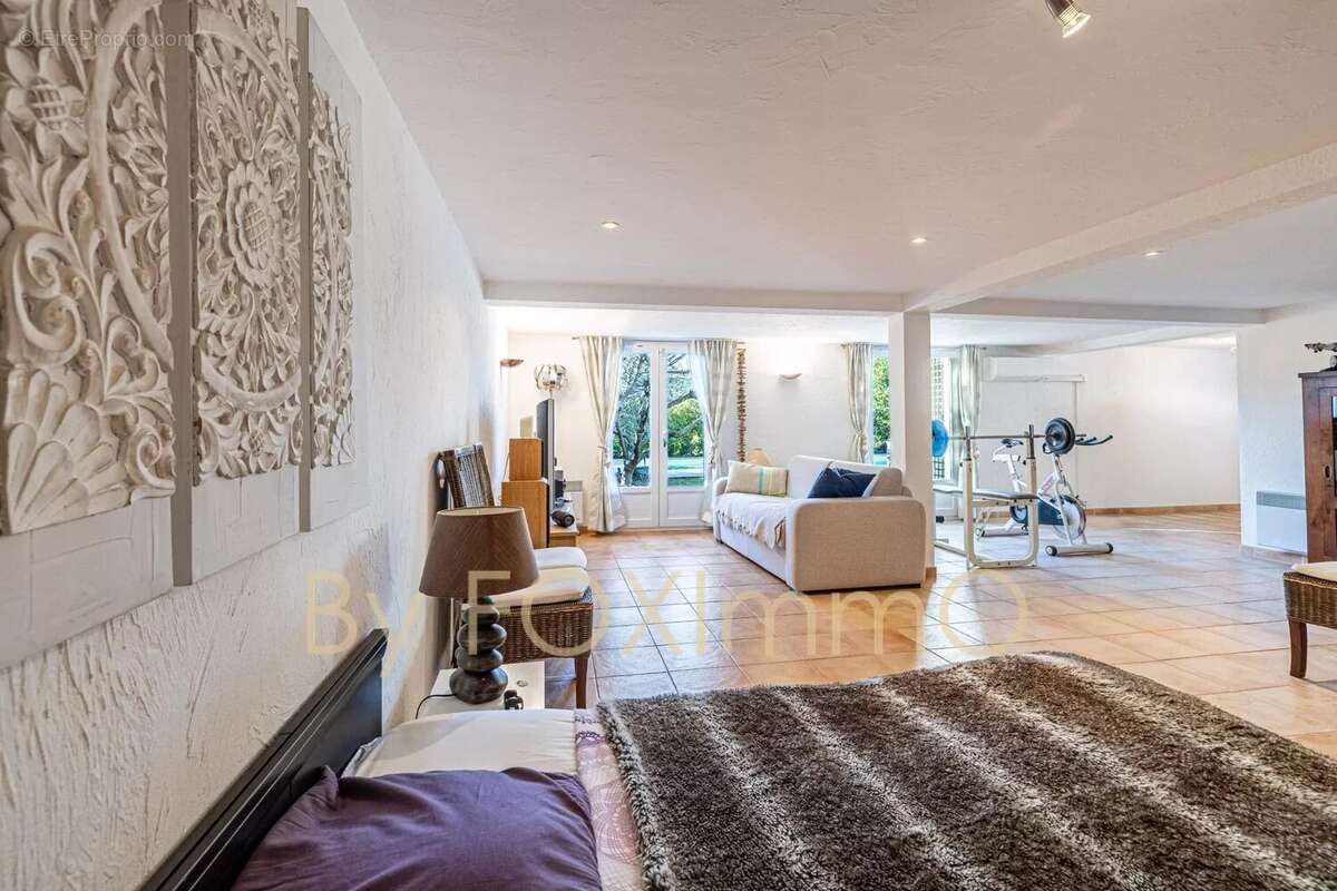 Maison à LA COLLE-SUR-LOUP